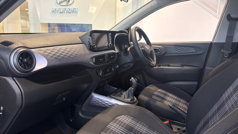 Hyundai i10 1.2 [79] Premium 5dr Auto [Nav] Petrol Hatchback